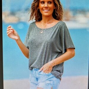 Adam Levine Charcoal Gray Women’s Short Sleeve Pocket Tee-XL